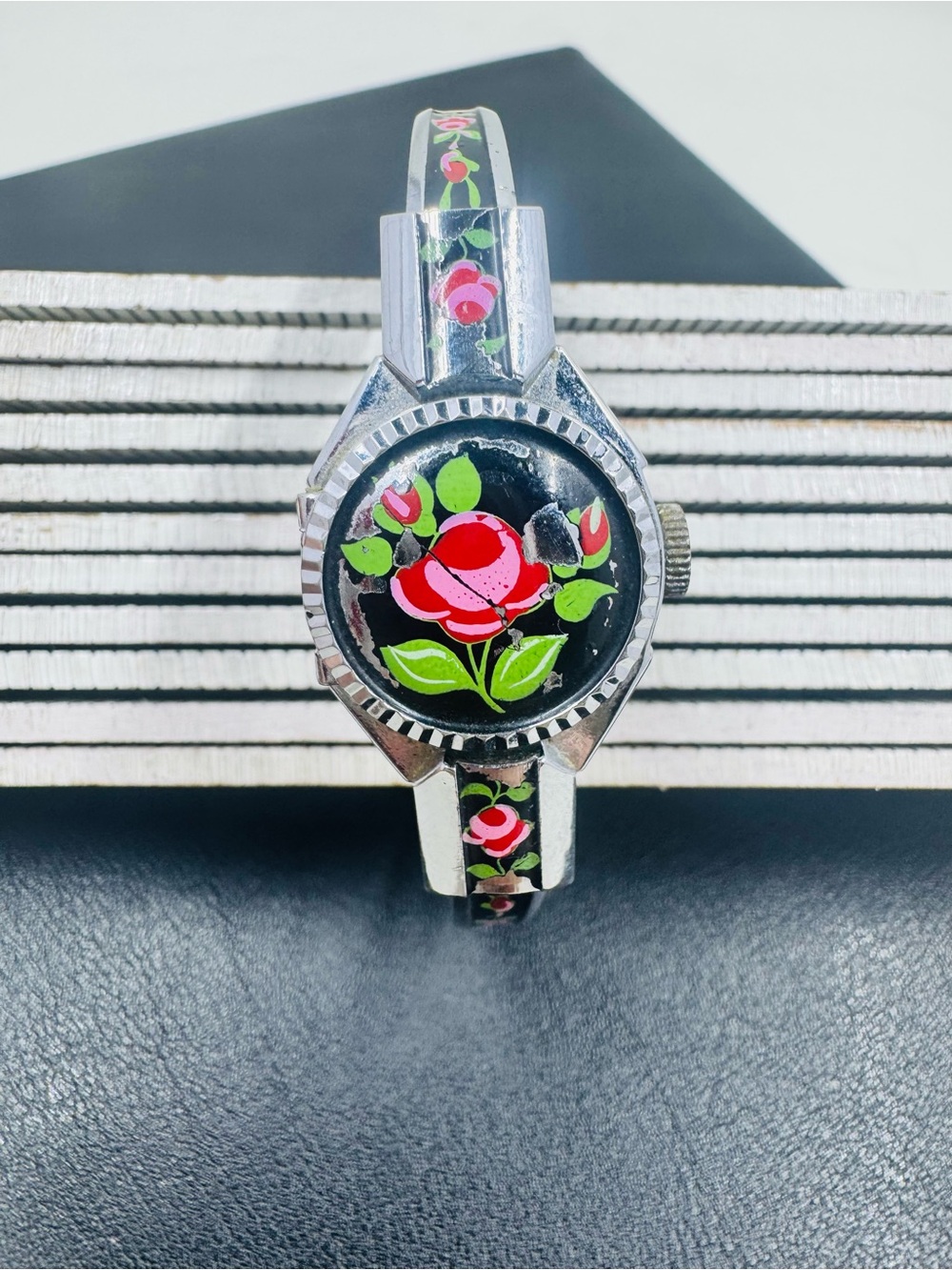 Rose Hainpainted Bangle Vintage Quartz Watch